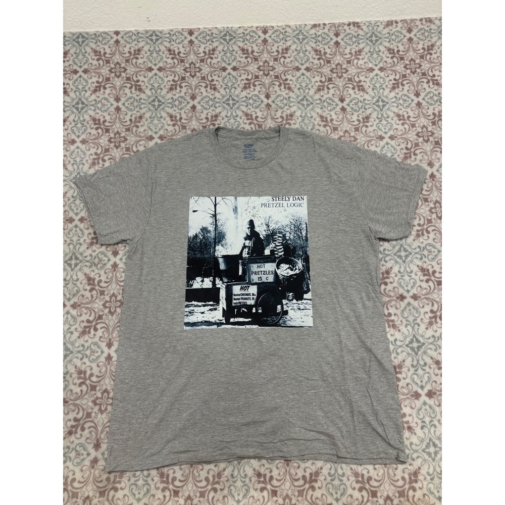 Steely Dan Pretzel Logic Graphic T-Shirt Gray Gildan Softstyle XL Classic Rock